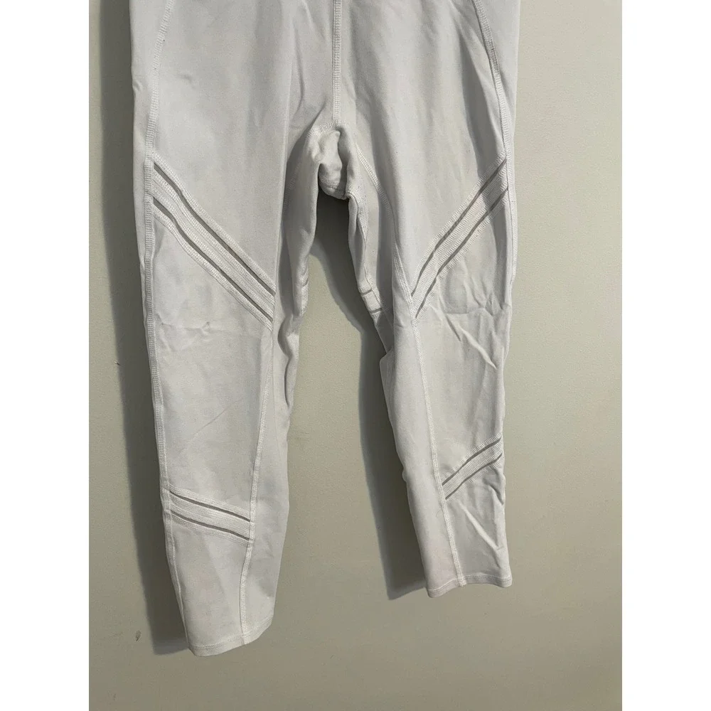 Alo Yoga High-Waist Cosmic Capri Leggings White‎ Size Small Athletic Athleisure